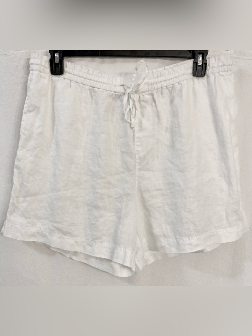 Tommy Bahama White Linen Drawstring Shorts. NWT. Size L. Loose Fit, 2 Pockets. - Picture 13 of 13